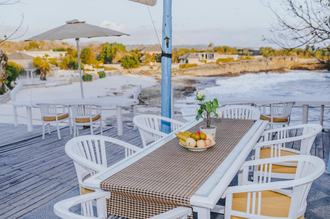 Villa Waru Nusa Lembongan  Ngoại thất bức ảnh